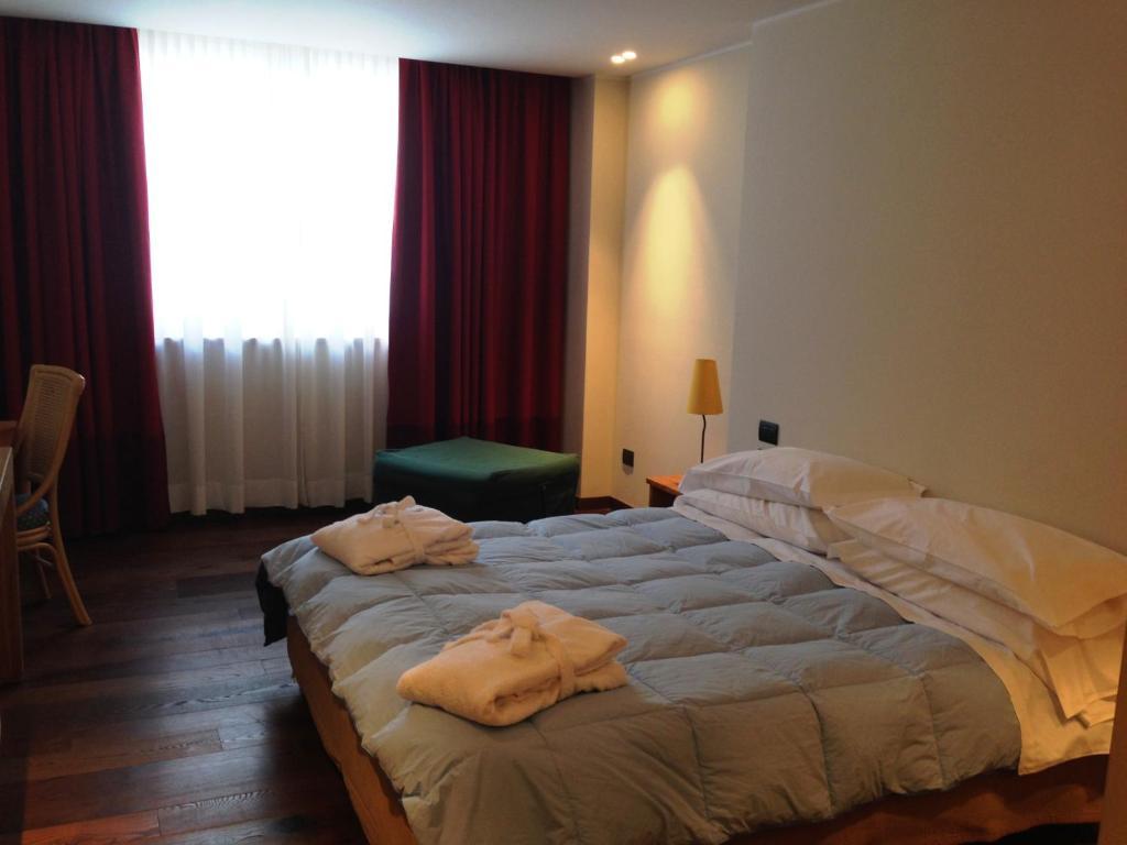Hotel Dufour Gressoney-la-Trinité Zimmer foto